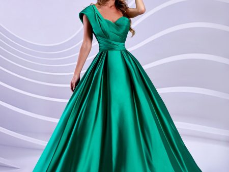 MODESSA COUTURE M20304 DRESS on Sale